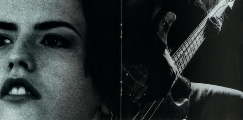 Cranberries Everybody Else Is Doing It, So Why Can’t We Booklet p. 05-06.jpg