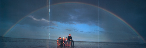 Cranberries No Need To Argue Booklet p. 07-08.jpg