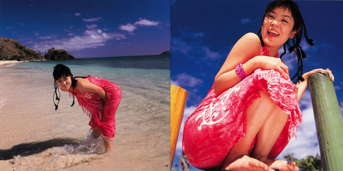 Hitomi Mieno Berry Roll Booklet p. 17-18.jpg